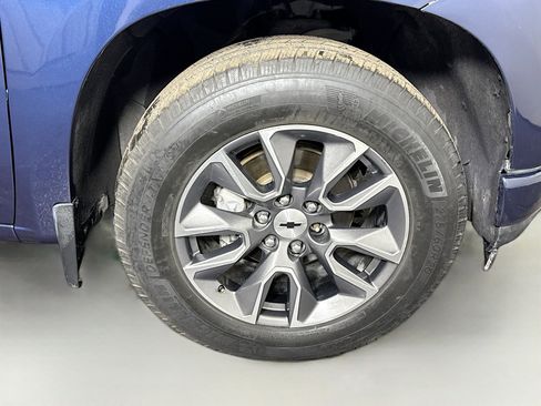 Used 2020 Chevrolet Silverado 1500 RST w/ RST Value Package image 31