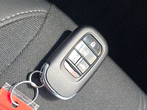 Used 2025 Honda Civic Sport image 39
