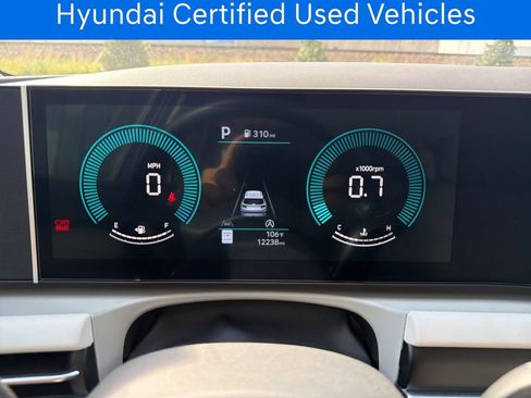 Certified 2026 Hyundai Tucson SE FWD image 19