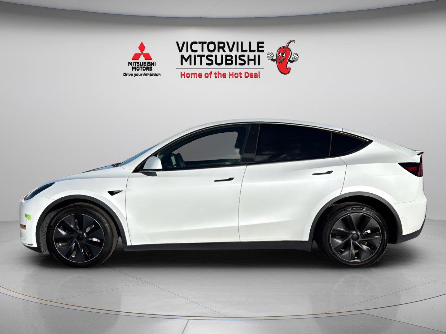 Used 2023 Tesla Model Y Long Range AWD/4WD image 4