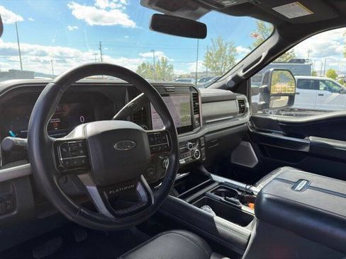 Used 2025 Ford F350 Platinum AWD/4WD image 9