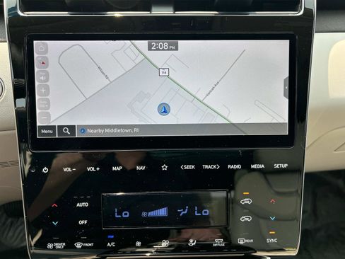 Used 2024 Hyundai Tucson Limited image 25