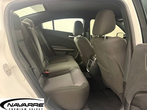Used 2020 Dodge Charger SXT image 12