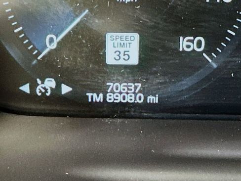 Used 2019 Volvo XC90 T6 R-Design w/ Protection Package Premier image 34