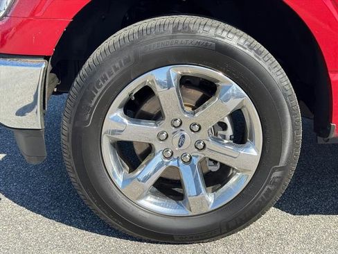 Used 2022 Ford F150 Lariat w/ Max Trailer Tow Package image 9