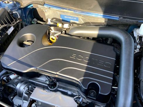 Certified 2025 Chevrolet Equinox RS image 32