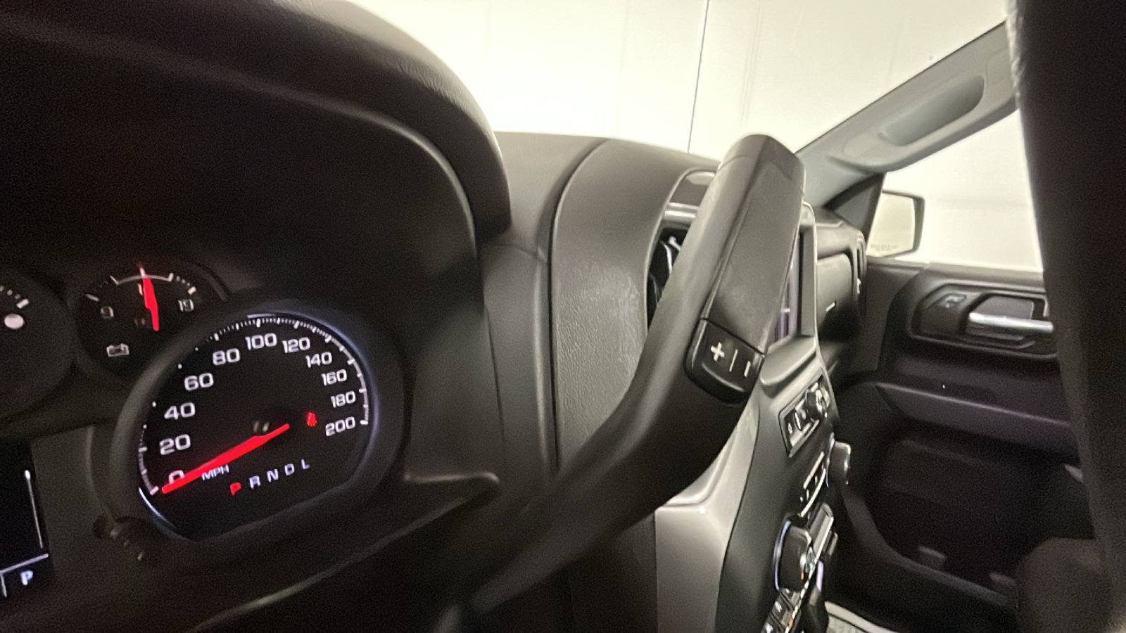 Used 2024 Chevrolet Silverado 1500 Custom AWD/4WD image 23