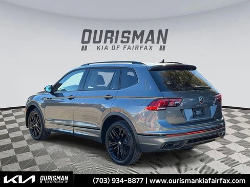 Used 2022 Volkswagen Tiguan SE R-Line image 28