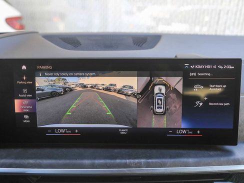 Certified 2023 BMW X7 xDrive40i w/ Premium Package image 21