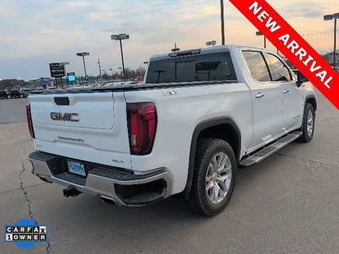 Used 2020 GMC Sierra 1500 SLT w/ SLT Premium Package image 3