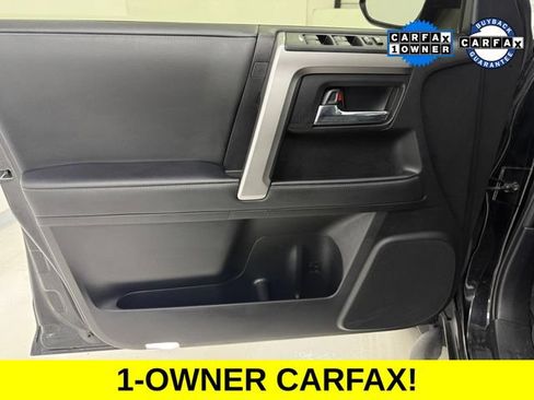 Used 2024 Toyota 4Runner SR5 Premium w/ Moonroof Package RWD image 30