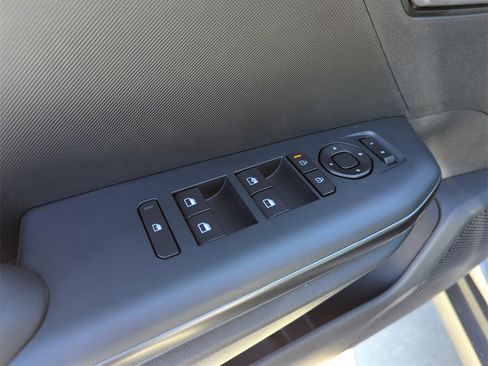 New 2026 Kia K4 LXS image 18