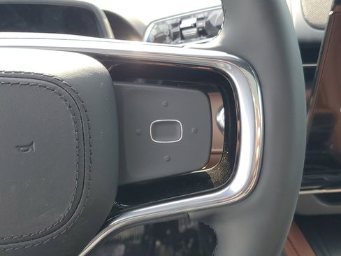 New 2026 Lincoln Nautilus Reserve w/ Jet Appearance Package image 18