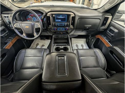 Used 2019 Chevrolet Silverado 2500 High Country w/ Duramax Plus Package AWD/4WD image 12