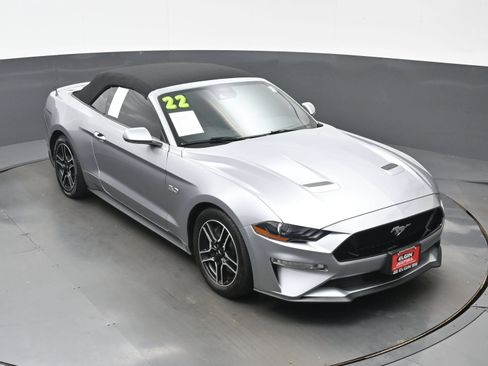 Used 2022 Ford Mustang GT Premium w/ Equipment Group 401A RWD image 39
