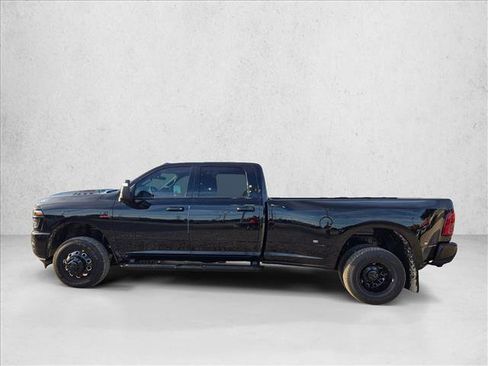 New 2026 RAM 3500 Laramie AWD/4WD image 5