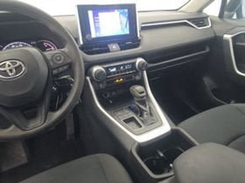 Used 2024 Toyota RAV4 LE FWD image 10