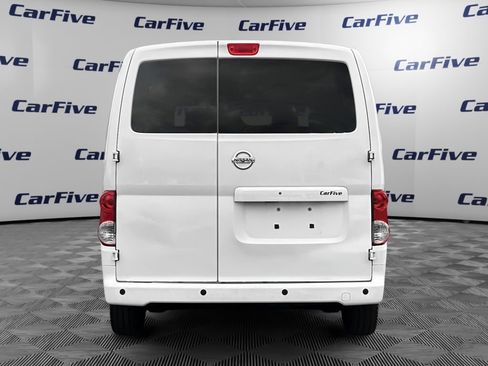 Used 2017 Nissan NV200 SV w/ Back Door Glass Package image 4