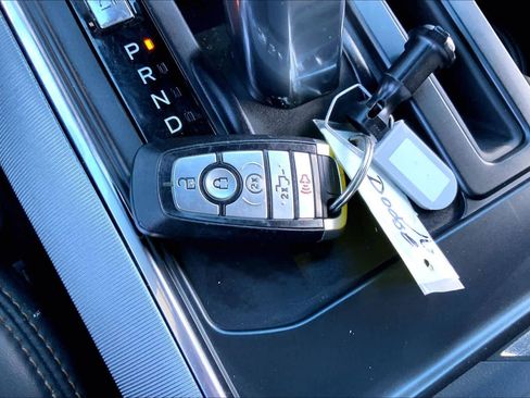 Used 2022 Ford F150 Platinum w/ Equipment Group 701A High image 12