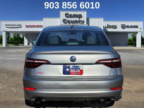 Used 2020 Volkswagen Jetta GLI Autobahn image 5
