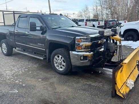 Used 2015 Chevrolet Silverado 2500 LTZ w/ Z71 Package, Off-Road image 10