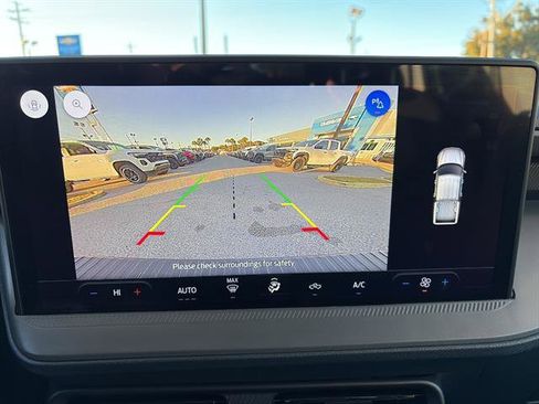 Used 2025 Ford Maverick XL w/ Equipment Group 102A image 21