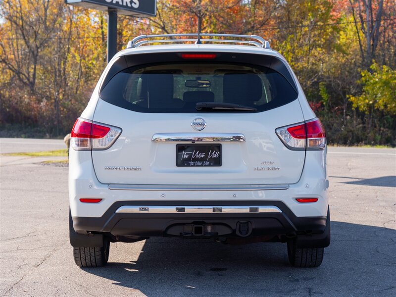 Used 2015 Nissan Pathfinder Platinum FWD image 6