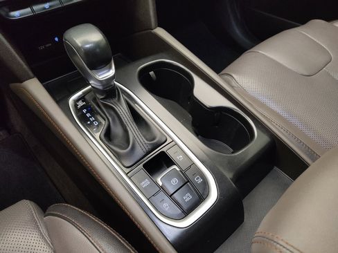 Used 2019 Hyundai Santa Fe FWD image 26