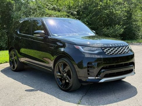 Used 2023 Land Rover Discovery Metropolitan Edition AWD/4WD image 7