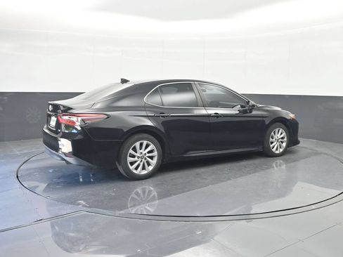 Used 2023 Toyota Camry LE FWD image 15
