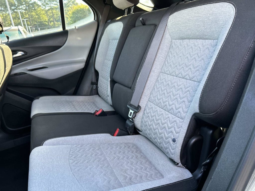 Used 2023 Chevrolet Equinox LS w/ LS Convenience Package FWD image 13