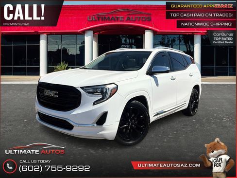 Used 2019 GMC Terrain Denali w/ Driver Alert Package II FWD image 2