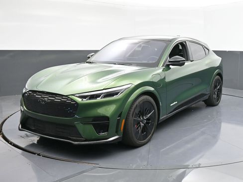 Used 2025 Ford Mustang Mach-E GT image 4