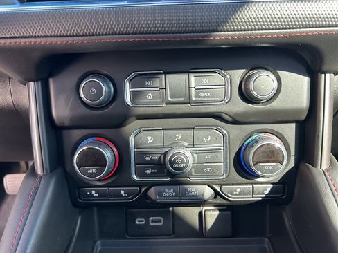 Used 2022 Chevrolet Tahoe RST w/ Luxury Package image 15