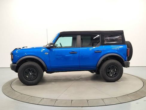 Used 2023 Ford Bronco Wildtrak image 4