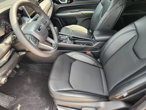 New 2026 Jeep Compass Latitude AWD/4WD image 12