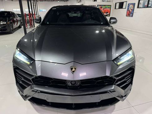 Used 2019 Lamborghini Urus image 2