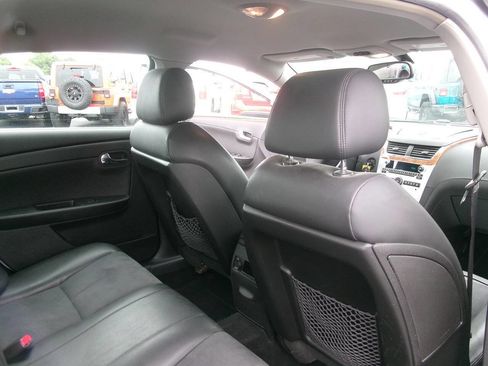 Used 2009 Chevrolet Malibu LT FWD image 19