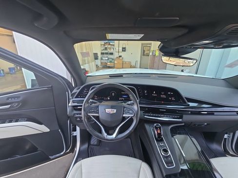 Used 2021 Cadillac Escalade Sport w/ Driver Assist Tech Package AWD/4WD image 14