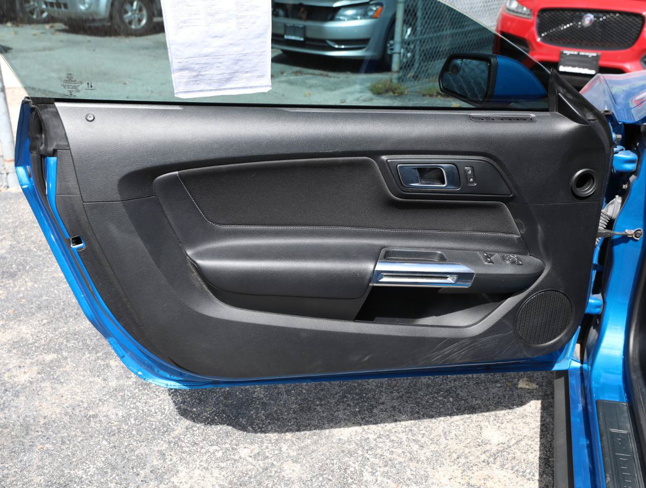 Used 2020 Ford Mustang Coupe RWD image 13