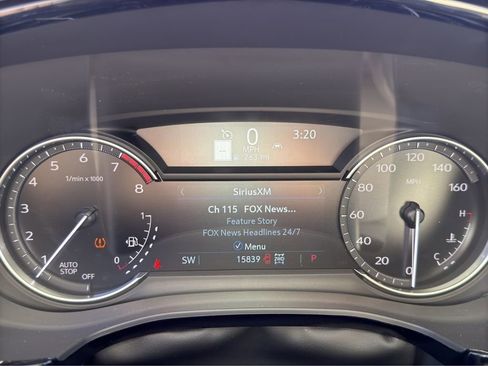 Used 2025 Cadillac XT5 Premium Luxury image 10