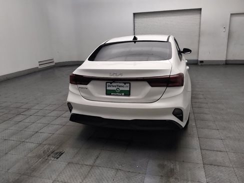 Used 2023 Kia Forte LXS FWD image 7