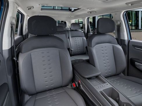 New 2026 Kia EV9 Wind image 15