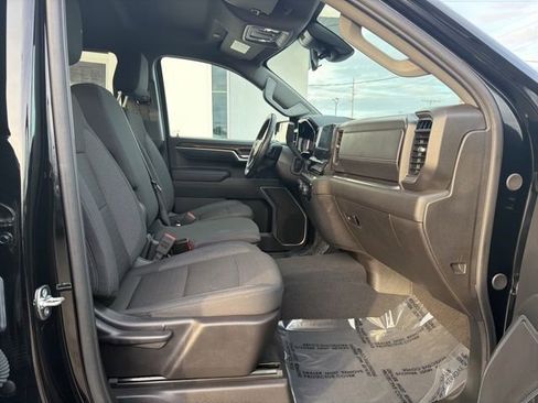 Used 2025 Chevrolet Silverado 1500 LT AWD/4WD image 46