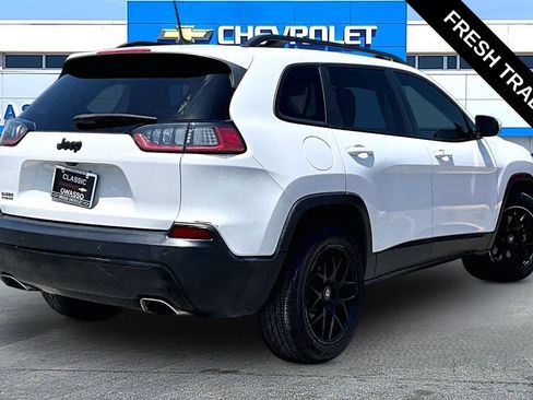 Used 2019 Jeep Cherokee Limited w/ Technology Group AWD/4WD image 19