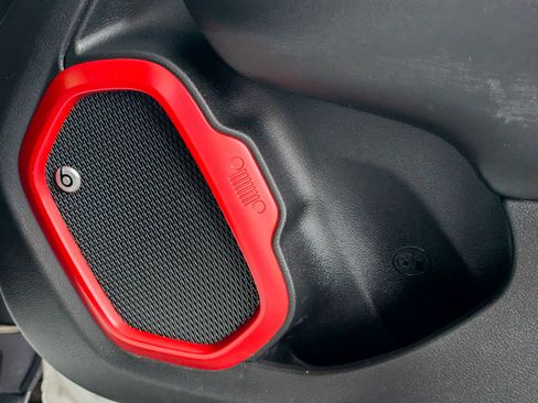 Used 2019 Jeep Renegade Trailhawk image 15