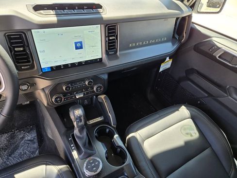 New 2026 Ford Bronco Badlands AWD/4WD image 12