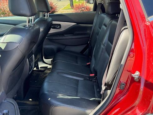 Used 2017 Nissan Murano SL w/ Cargo Package FWD image 10