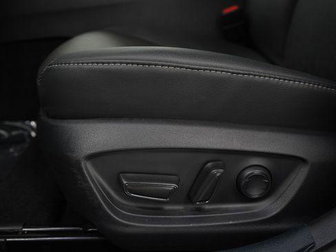 Used 2023 Toyota Camry XSE image 25