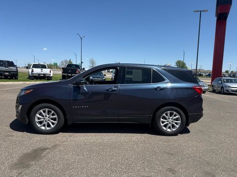 Used 2019 Chevrolet Equinox LT FWD image 2